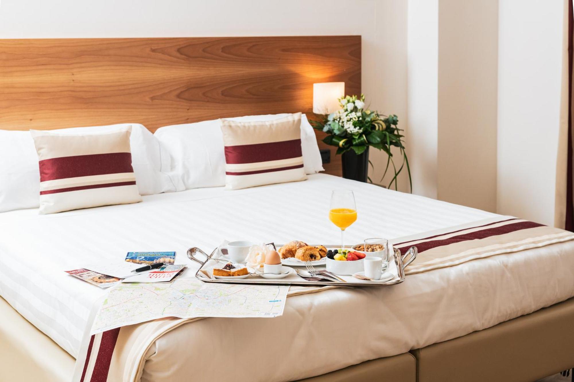 Hotel Royal Falcone Monza Bagian luar foto