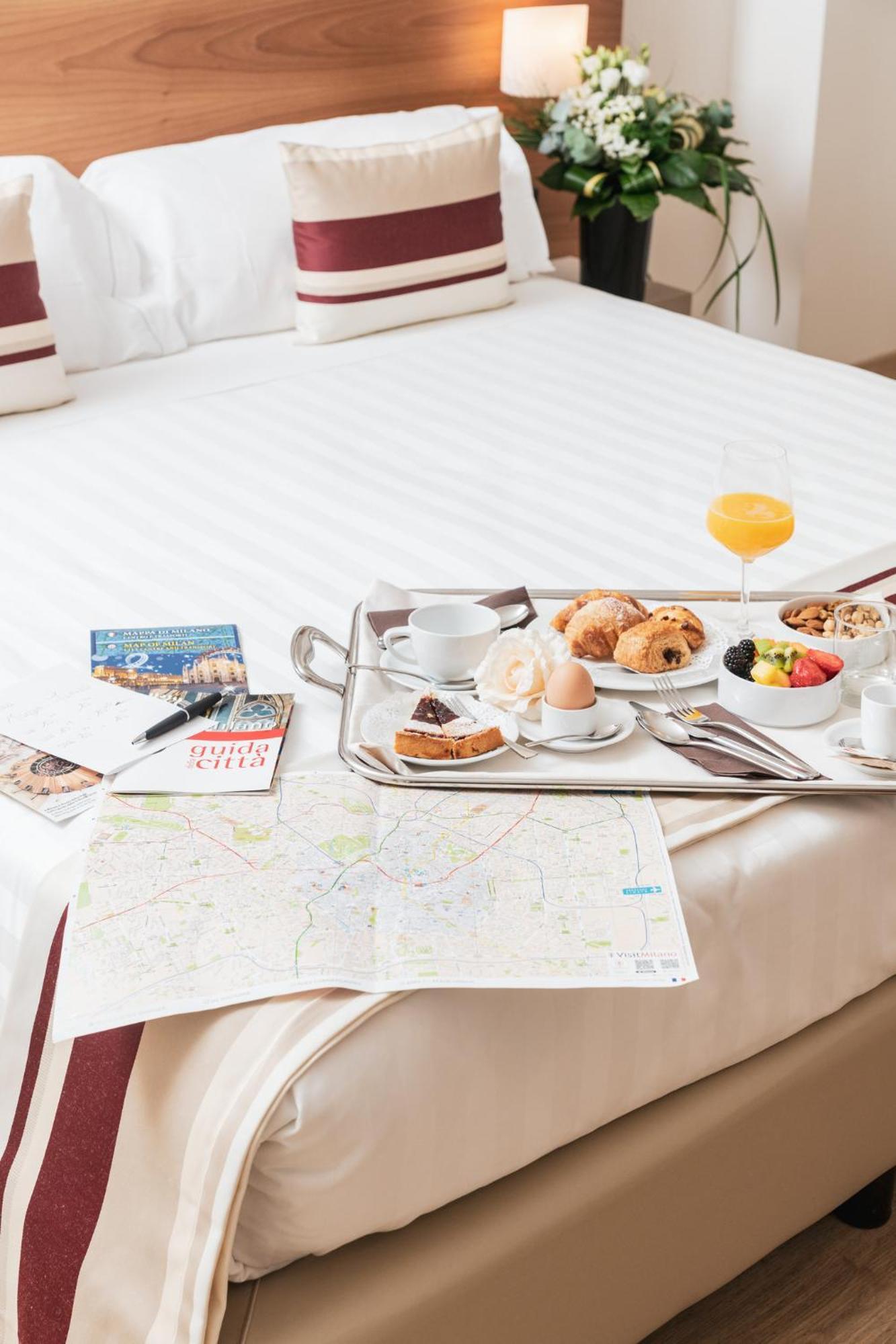 Hotel Royal Falcone Monza Bagian luar foto