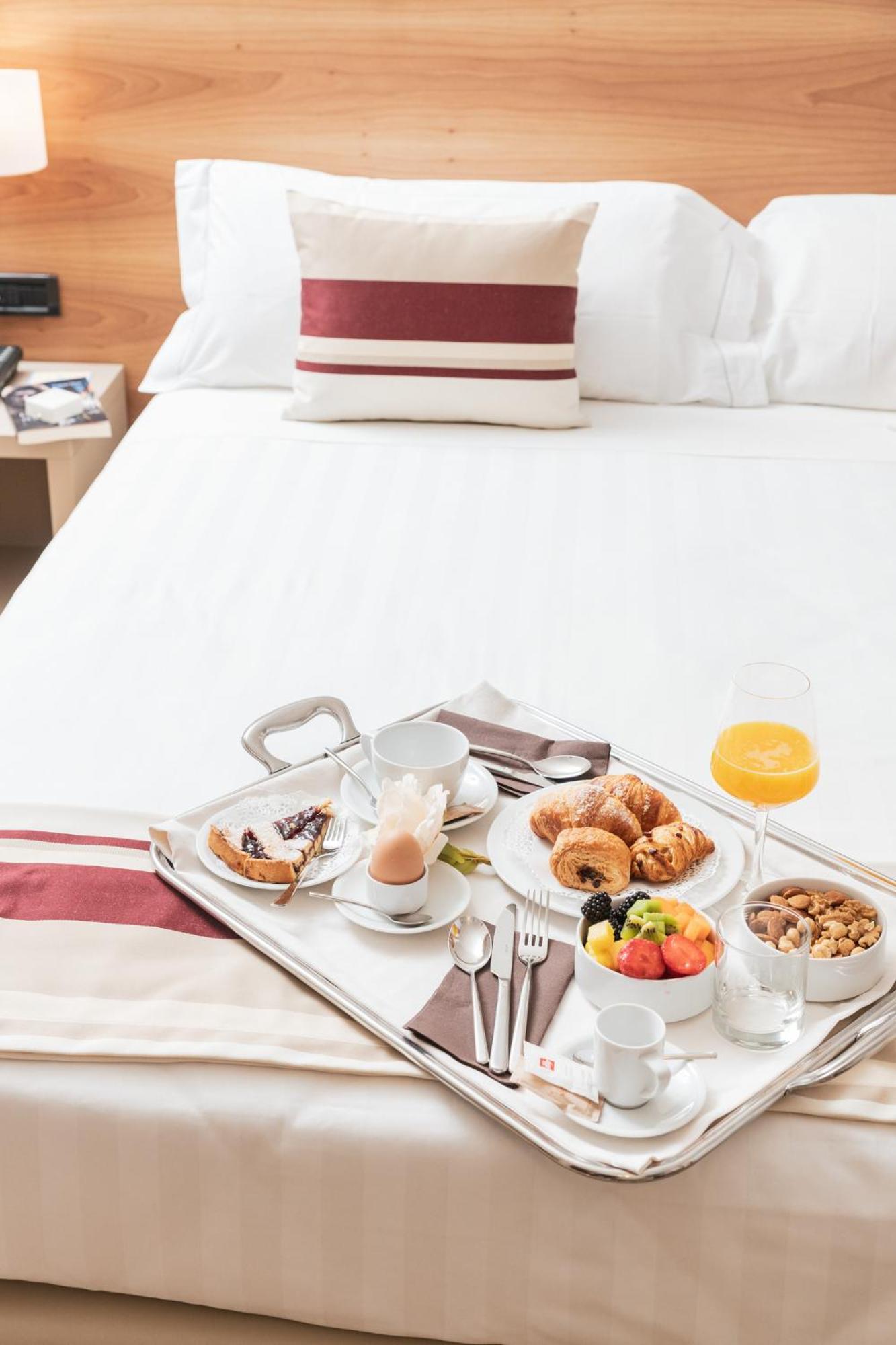 Hotel Royal Falcone Monza Bagian luar foto